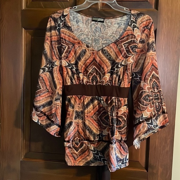 J.T.B. Earth tones tunic top with tie back attached sash.3/4 angular bell sleeve - Picture 1 of 14